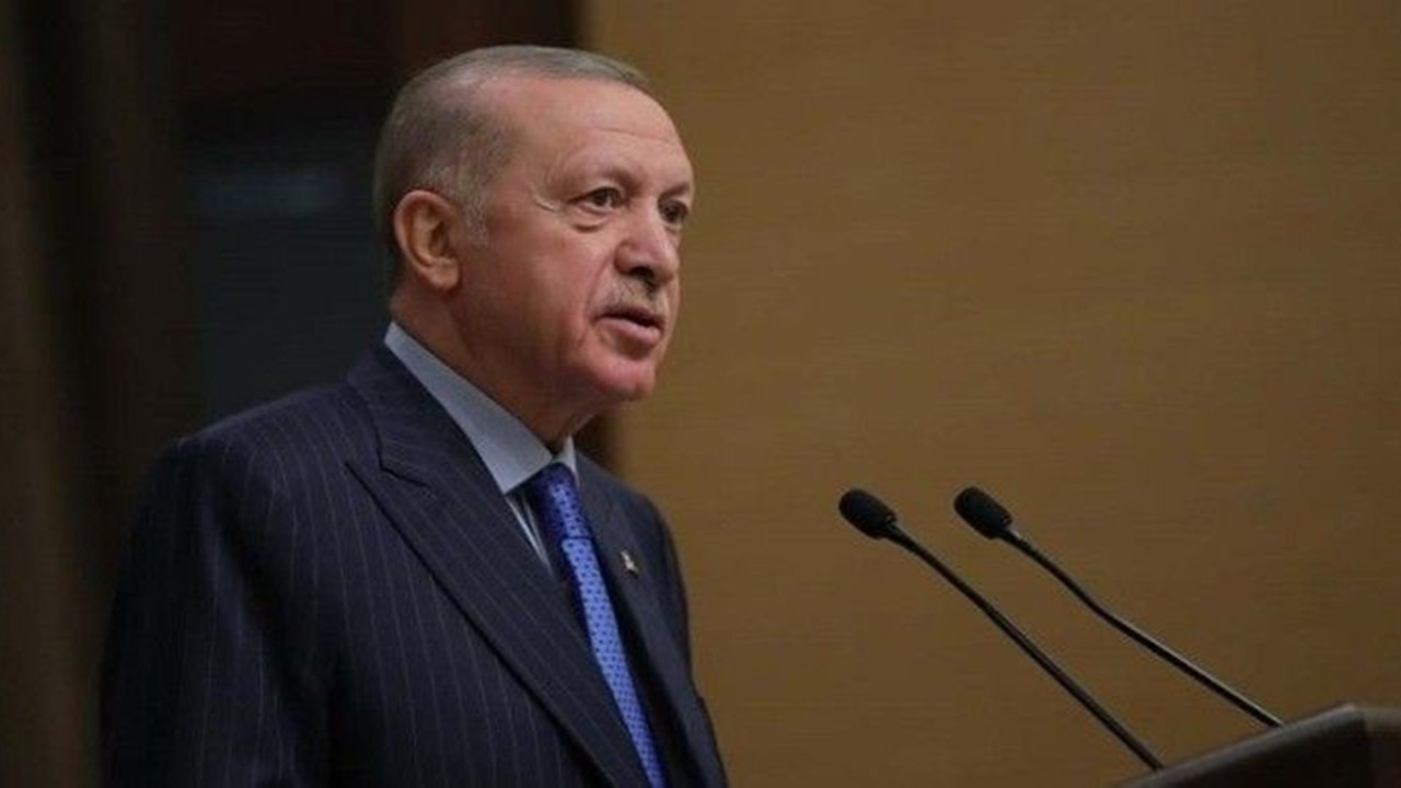 Cumhurbaşkanı Erdoğan: Rusya-Ukrayna sorununun çözümü için Türkiye'de üçlü görüşme yapabiliriz