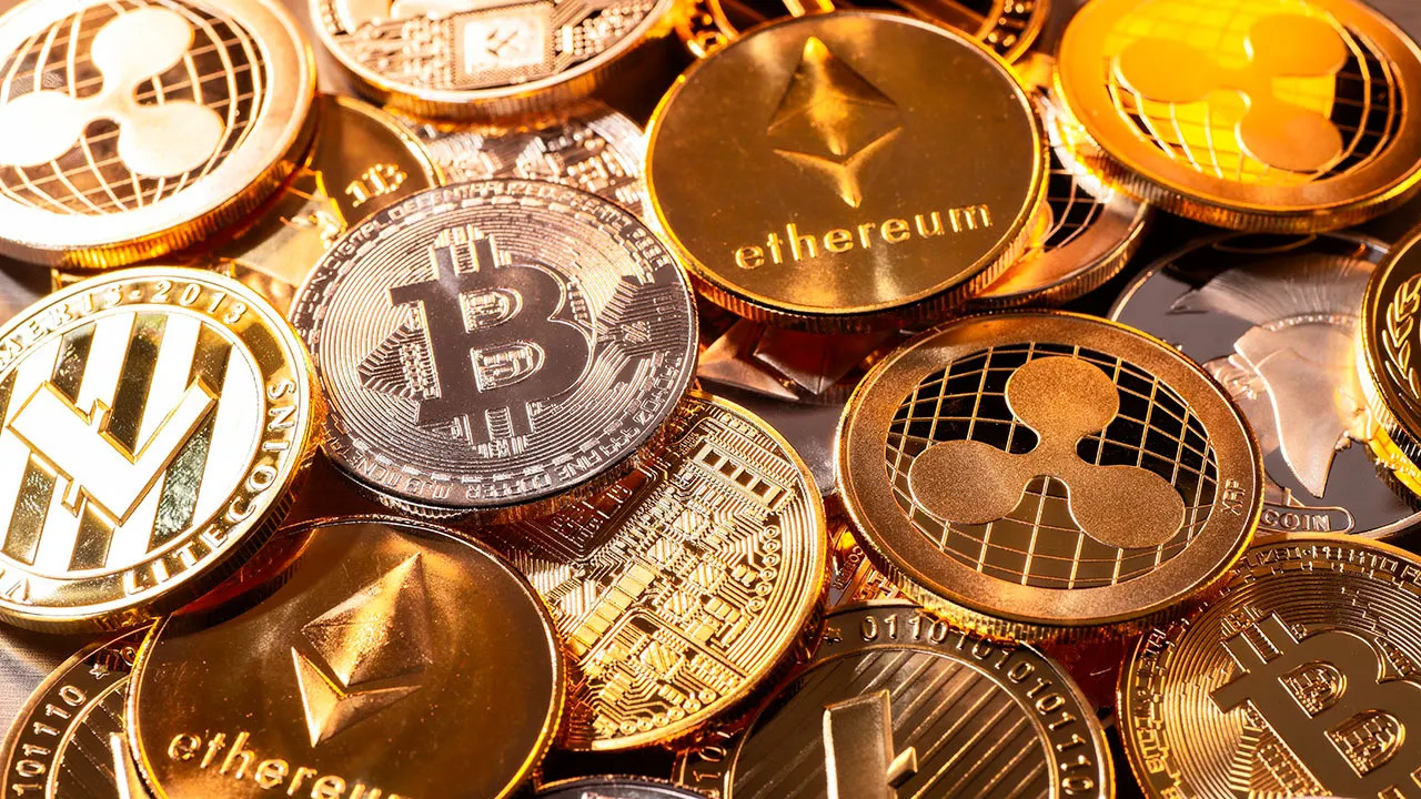 Kripto para piyasasında sert düşüş: Bitcoin'de değer kaybı yüzde 4,5'i buldu