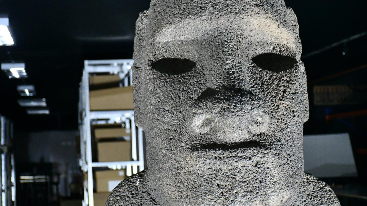 150 yıldan sonra 715 kiloluk Moai heykeli Paskalya Adası’na dönüyor