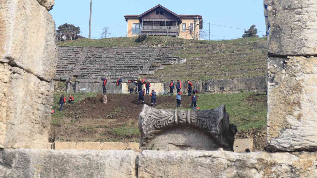 Batı Karadeniz’in Efes’inde kazı çalışmalarına son hız devam