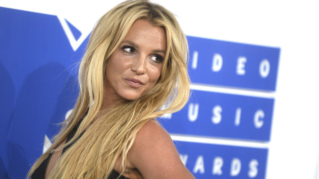 Britney Spears 14 yıl süren vasilik sürecini kitabında anlatacak
