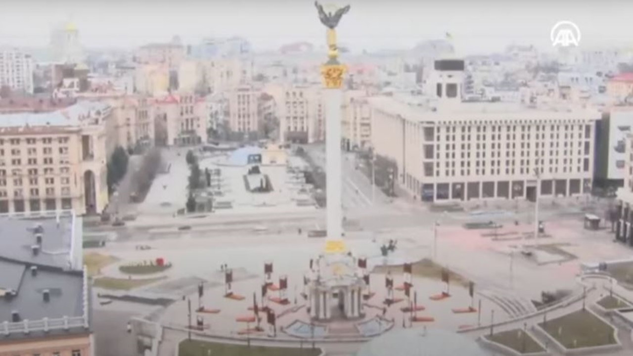 CANLI YAYIN / Ukrayna'nın başkenti Kiev'den görüntüler