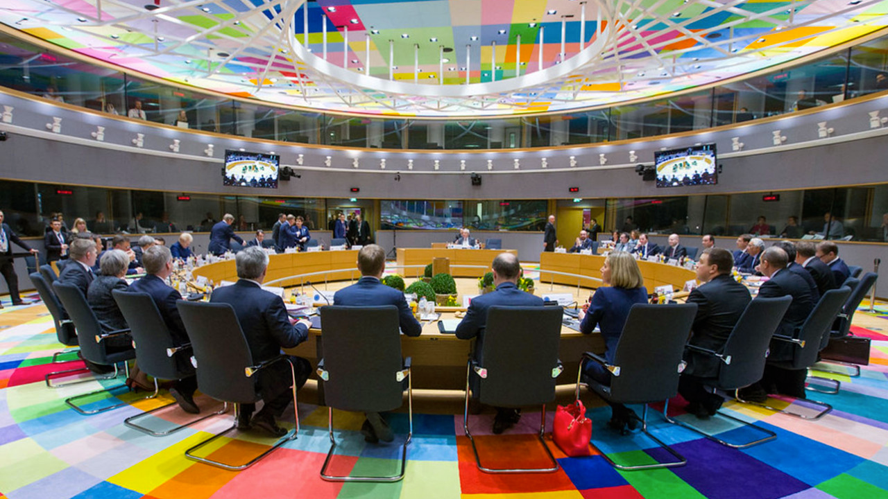 Son dakika! Avrupa Konseyi, Rusya'nın üyeliğini askıya aldı