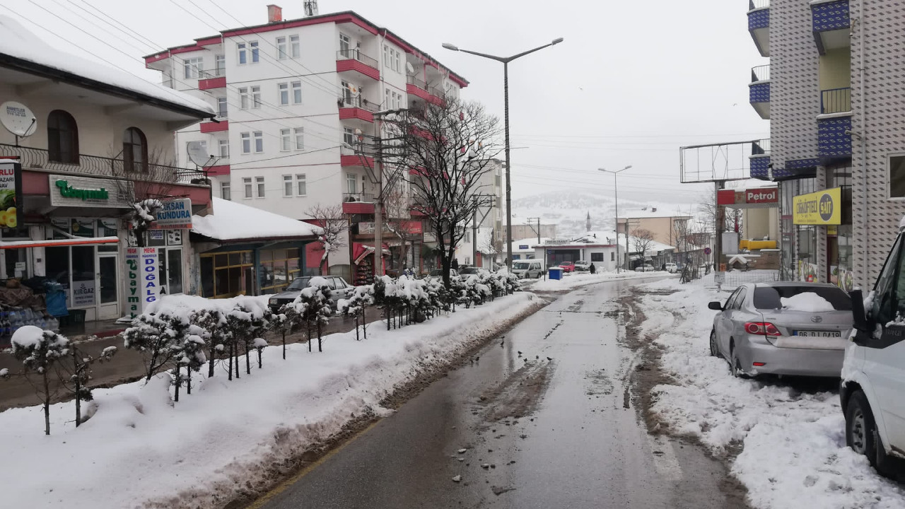 Kırıkkale 3 Mart Okullar Tatil mi? 2022 Perşembe Kırıkkale Valiliği Son Dakika Kar Tatili