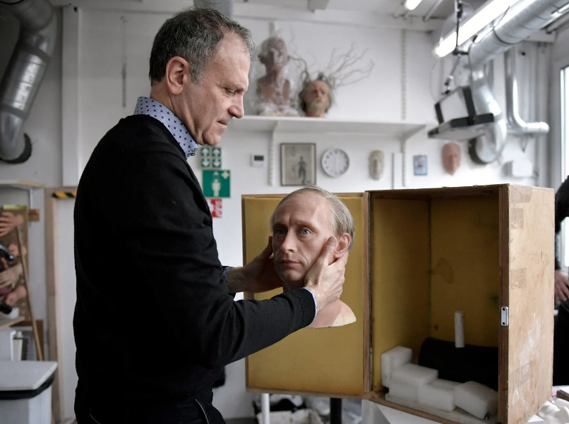Vladimir Putin'in balmumu heykeli Paris müzesinden kaldırıldı - Sayfa 3
