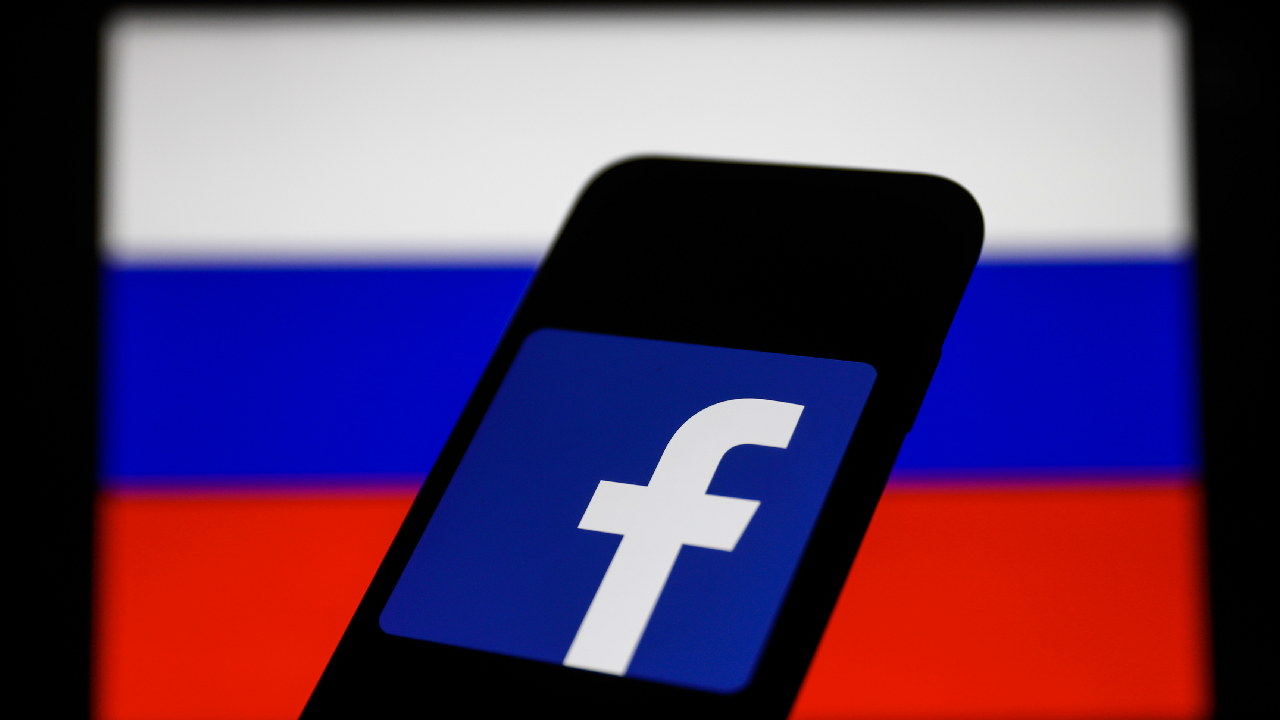 Rusya, sosyal paylaşım ağı Facebook’a erişim yasağı getirdi