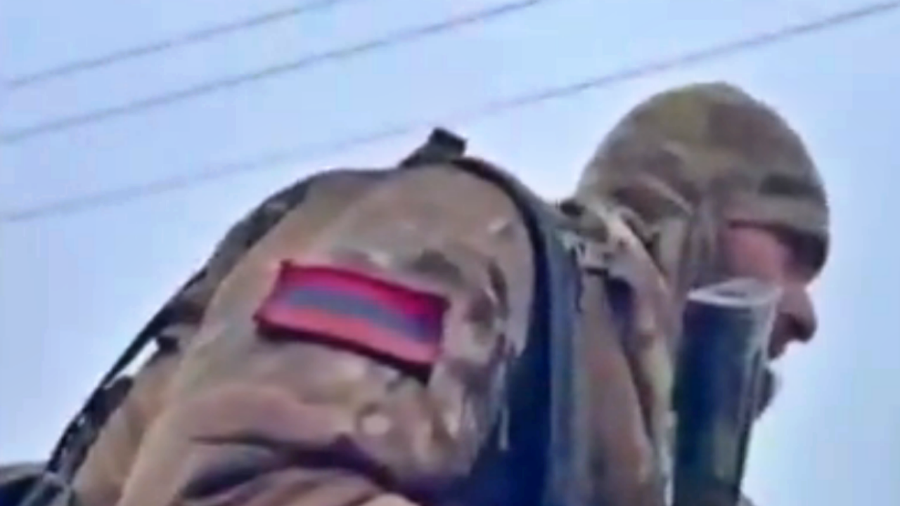 Ermeni askerler Rusya safında Ukrayna'ya karşı savaşırken görüntülendi