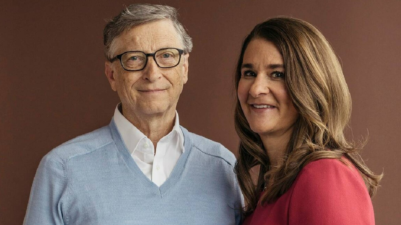 Bill Gates'in eski eşinden 'flört' mesajı: Yeni ilişkilere açığım!