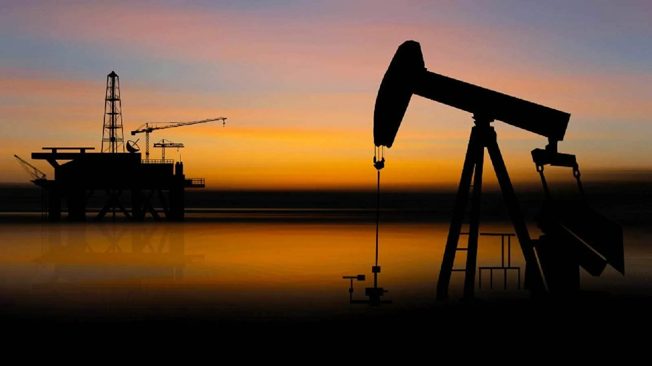 ABD ve İngiltere'nin petrol ambargosu Rusya'yı ne kadar etkileyecek?