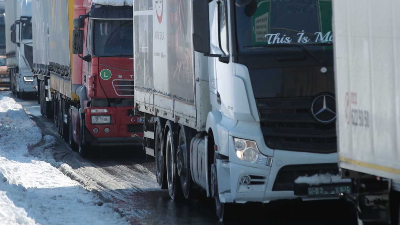 İstanbul Valisi Yerlikaya'dan son dakika duyurusu: TIR ve kamyon girişlerine kontrollü izin!