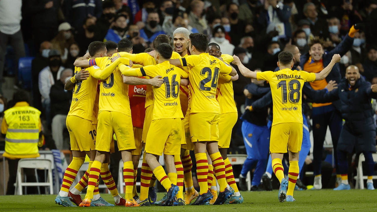 Galatasaray'ın kök söktürdüğü Barcelona, Real Madrid'i ezdi geçti