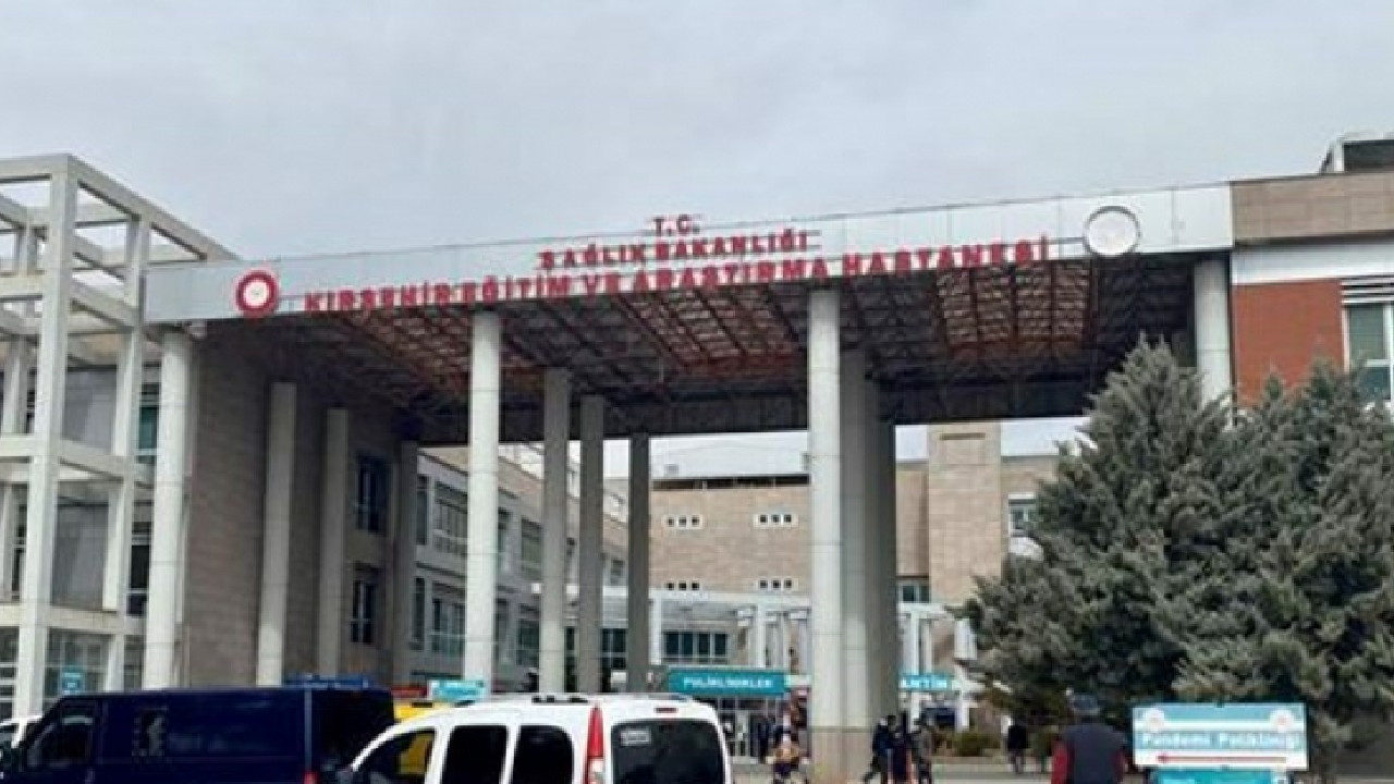 Kırşehir'de doktor ve sağlık çalışanlarını darbeden 2 zanlı tutuklandı