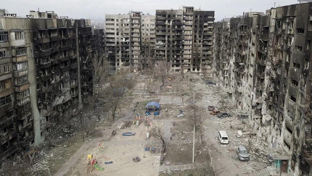 Maripol'deki yıkım havadan böyle görüntülendi: Siviller, kenti "Cehennem" olarak niteledi
