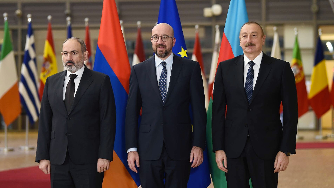 AB: Ermenistan ve Azerbaycan'la barış için somut süreç başlatmaya karar verdik