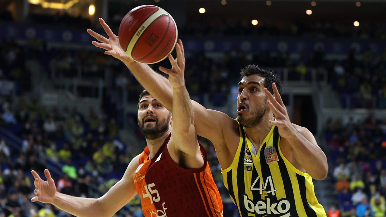 Galatasaray Nef, Fenerbahçe Beko deplasmanında kazandı