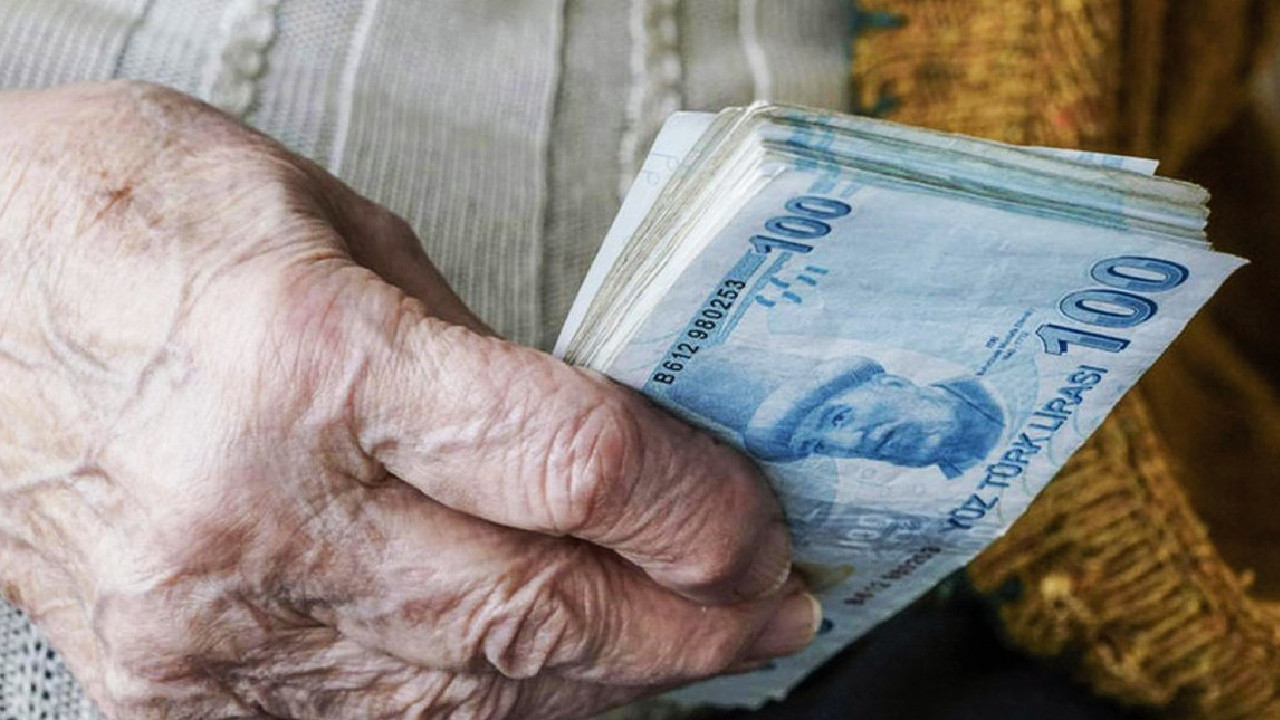 CHP'den emeklilere bayram ikramiyesi teklifi: Asgari ücret seviyesine çekilsin