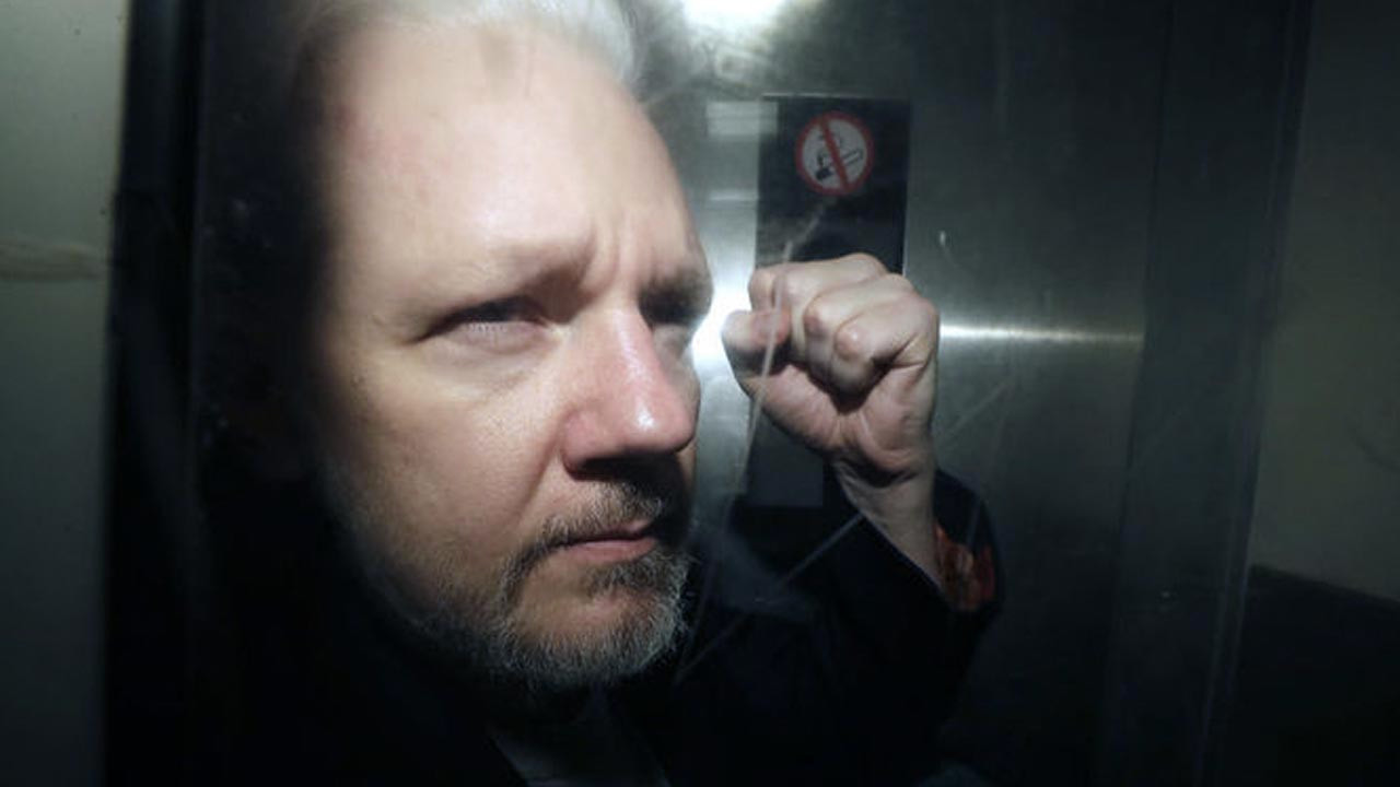 WikiLeaks'in kurucusu Assange için karar çıktı: ABD'ye iade edilecek