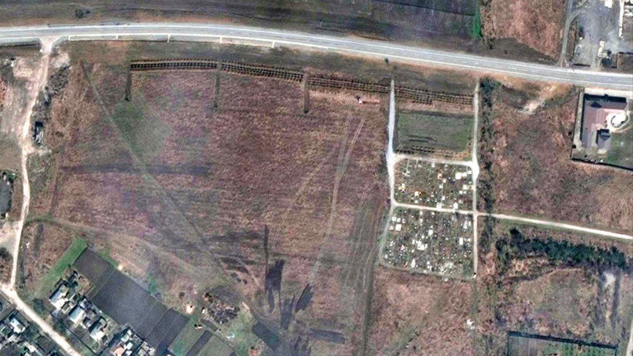 Mariupol'ün uydu fotoğrafları karşılaştırılınca gerçek ortaya çıktı!