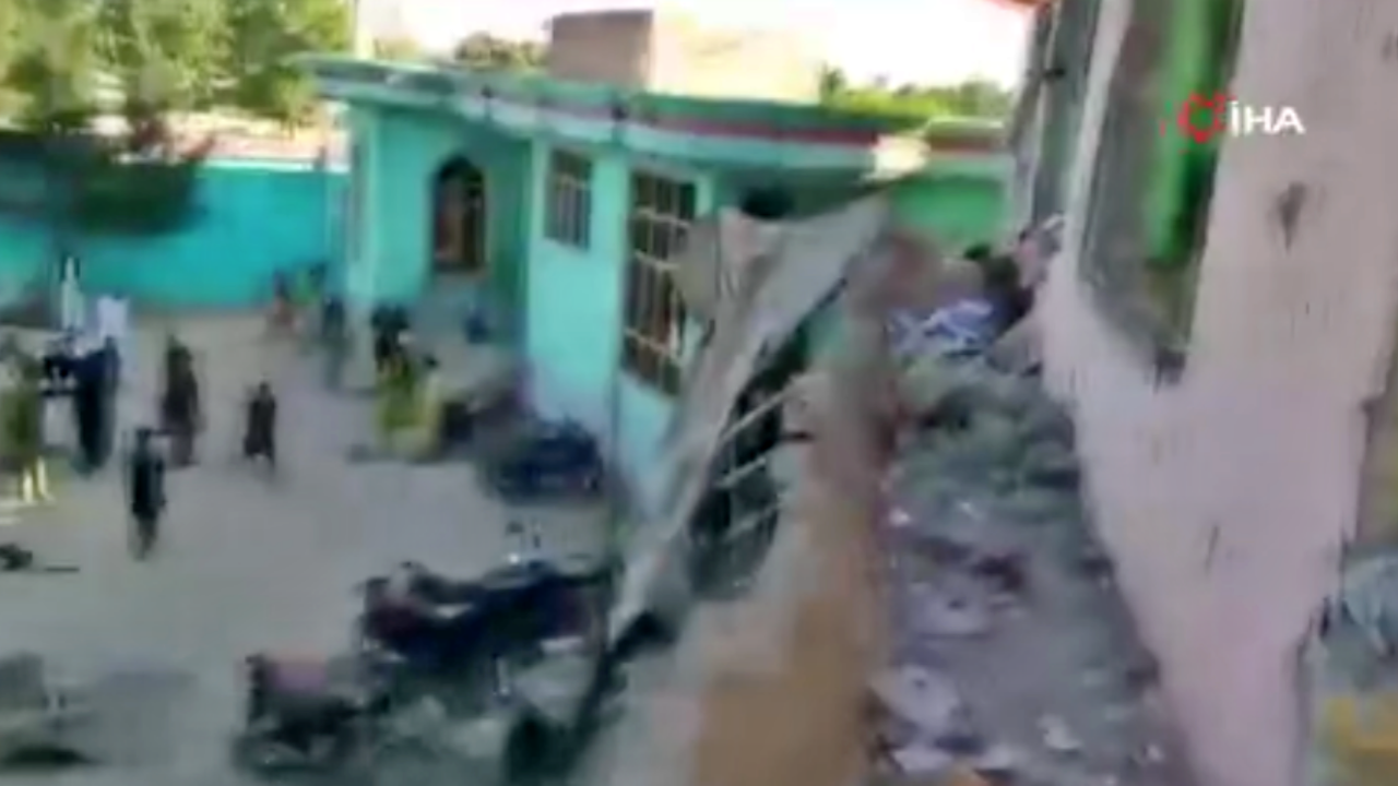 İçinde çocukların olduğu camiye bombalı saldırı: 33 ölü, 43 yaralı!