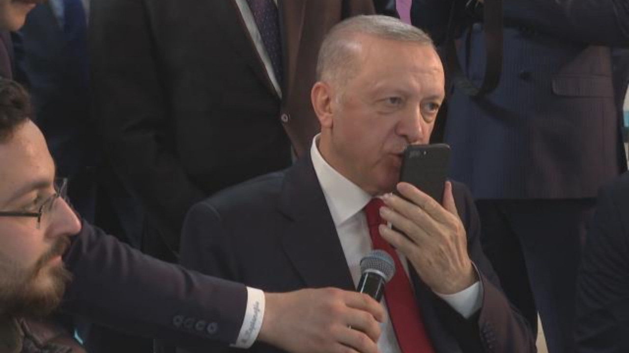 Cumhurbaşkanı Erdoğan, gençlerin isteğini kırmadı: Selçuk Bayraktar'ı bizzat arayıp söz aldı!