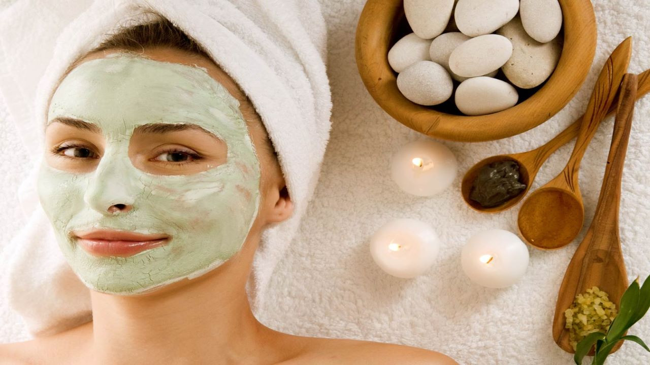 Evde dakikalar içerisinde cildinizi güzelleştirecek kolay maskeler