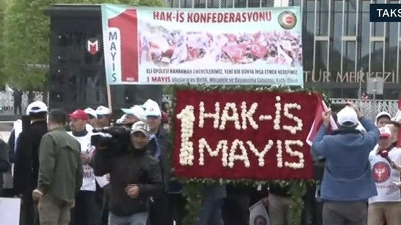 Taksim'de 1 Mayıs hareketliliği: Sendikalar küçük gruplar halinde geldi