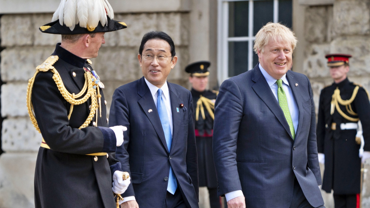 İngiltere ve Japonya Çin'e karşı saflarını sıklaştırdı!