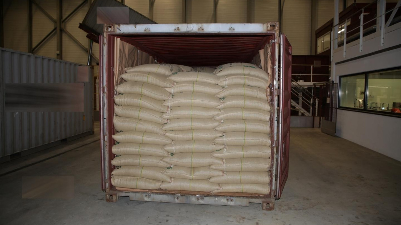 Nespresso fabrikasındaki kahve çuvallarından 500 kg uyuşturucu çıktı!