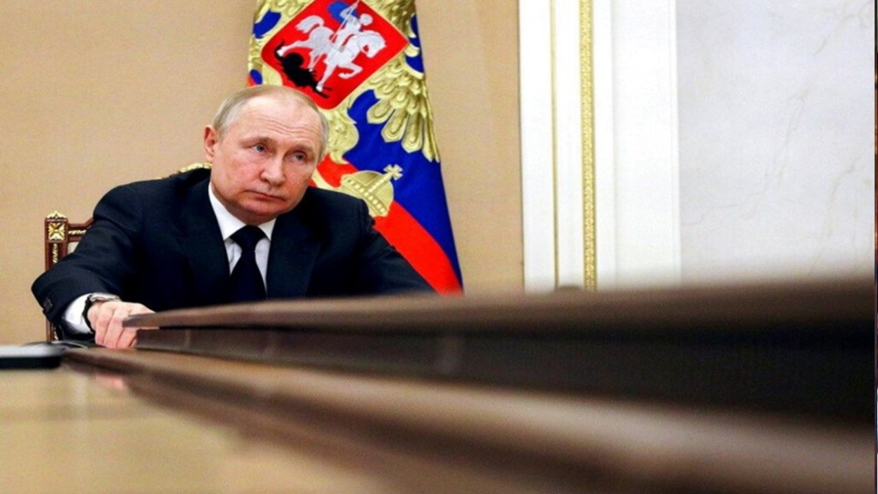 Putin hakkında flaş iddia: Kanser tedavisi görmek için koltuğunu eski istihbaratçıya devredecek