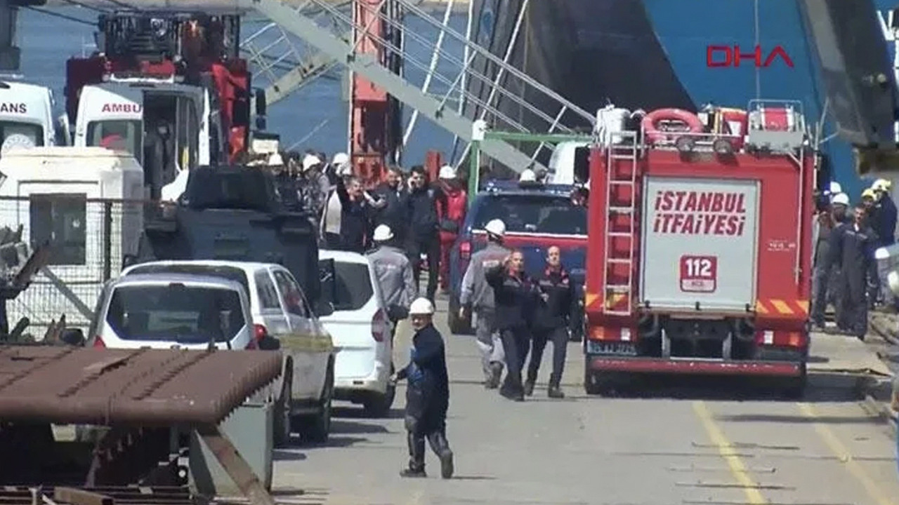 Tuzla Tersanesi'nde patlama: Yaralı işçiler var