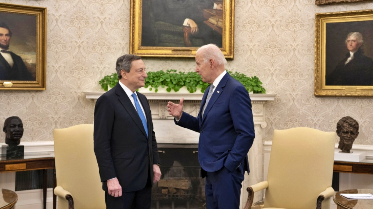 Biden, İtalya liderini Beyaz Saray'da ağırladı