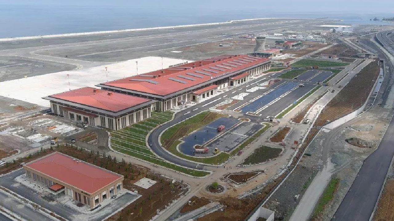 Rize-Artvin Havalimanı, hava hudut kapısı olarak belirlendi