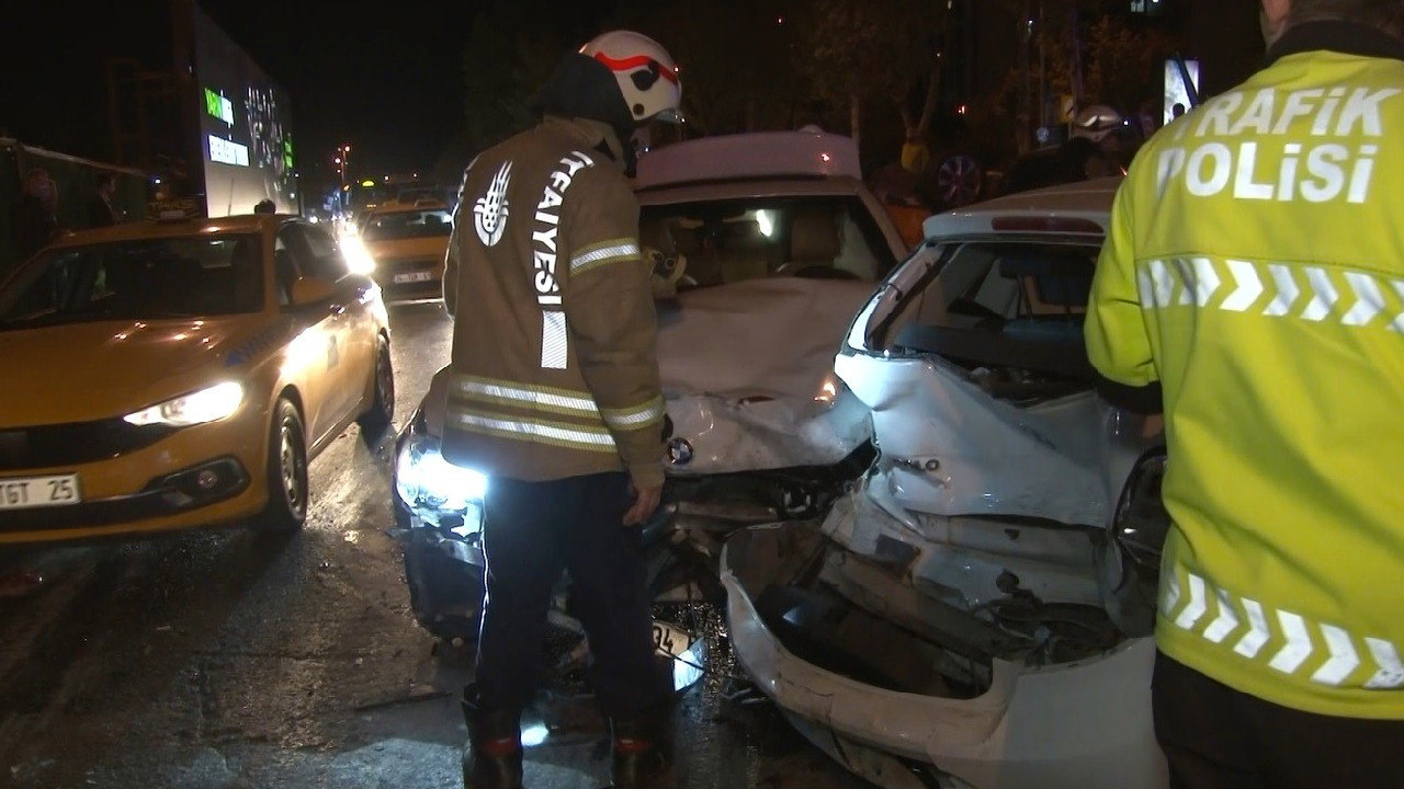 Beşiktaş'ta 7 araç birbirine girdi! Kazaya sebep olan lüks araç sürücüsü kaçtı