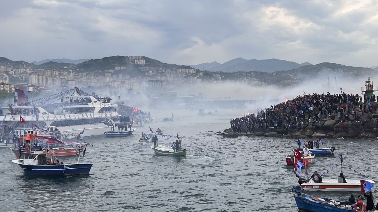 Trabzonspor'un şampiyonluk filosu Faroz Limanı'na ulaştı! - Sayfa 1
