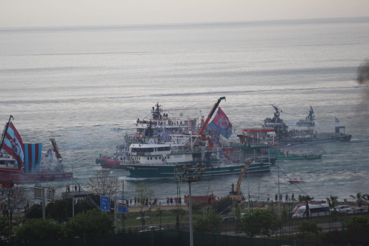 Trabzonspor'un şampiyonluk filosu Faroz Limanı'na ulaştı! - Sayfa 4