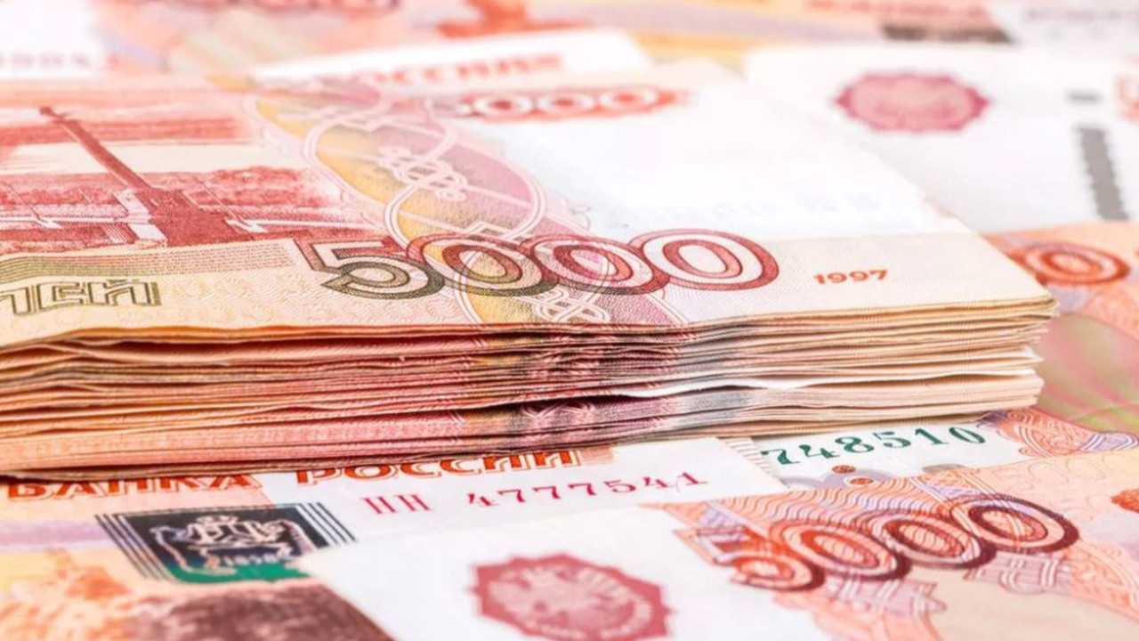 Rus hükümetinden yeni adım: 8 trilyon rublelik mali teşvikleri devreye sokacaklar