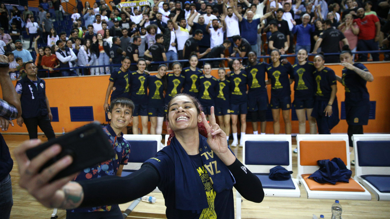 Herbalife Nutrition Kadınlar Basketbol Süper Ligi'nde şampiyon Fenerbahçe