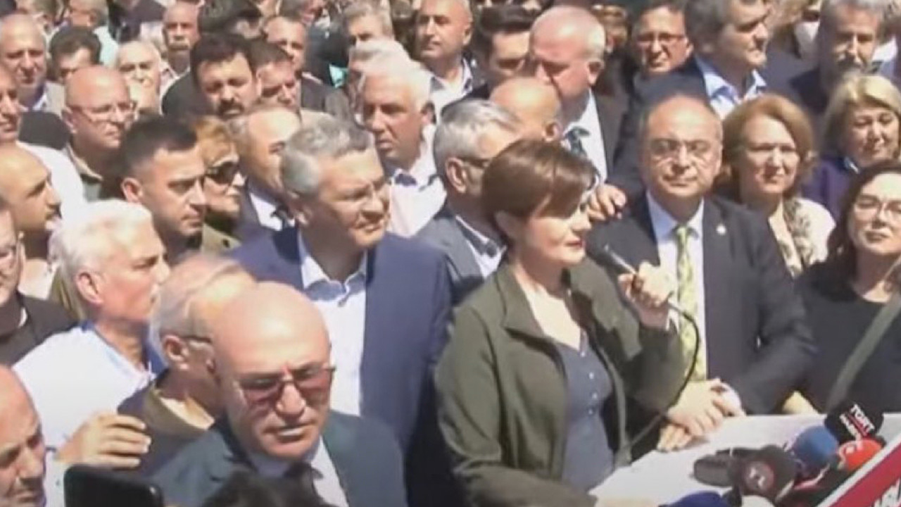 Siyasi yasaklı Kaftancıoğlu ve CHP'liler Atatürk Havalimanı'na gitti: Polisle karşı karşıya geldiler