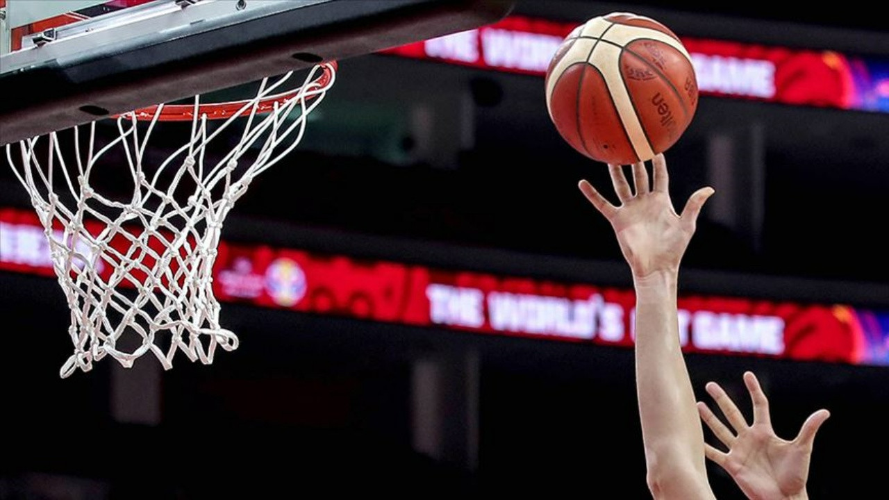 FIBA'nın Belarus kararı 12 Dev Adam'a yaradı