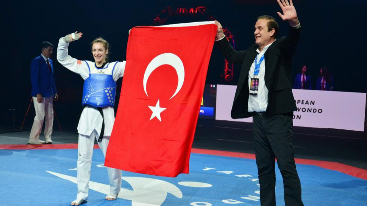 19 Mayıs'ta Avrupa Şampiyonu olan milli taekwondocu Zeliha Ağrıs'ın büyük mutluluğu