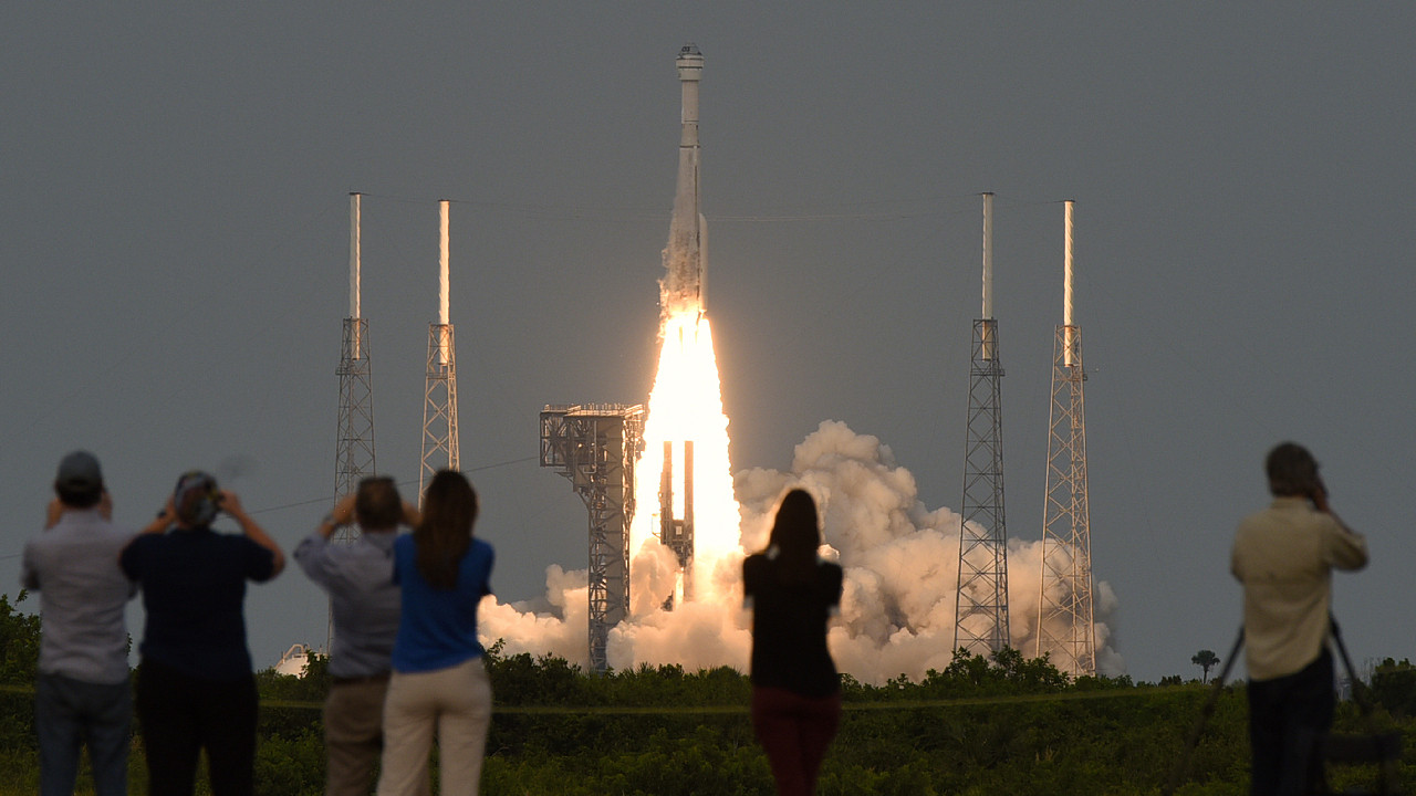 Boeing'in Starliner uzay aracını taşıyan ULA Atlas V uzay roketi fırlatıldı