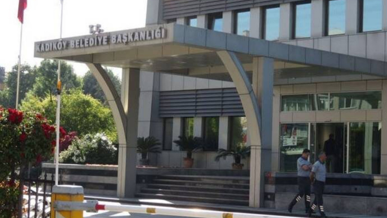 CHP'li belediyede vurgun: Kadıköy Belediyesi'ndeki rüşvet operasyonunda 124 kişiye tutuklama talebi!