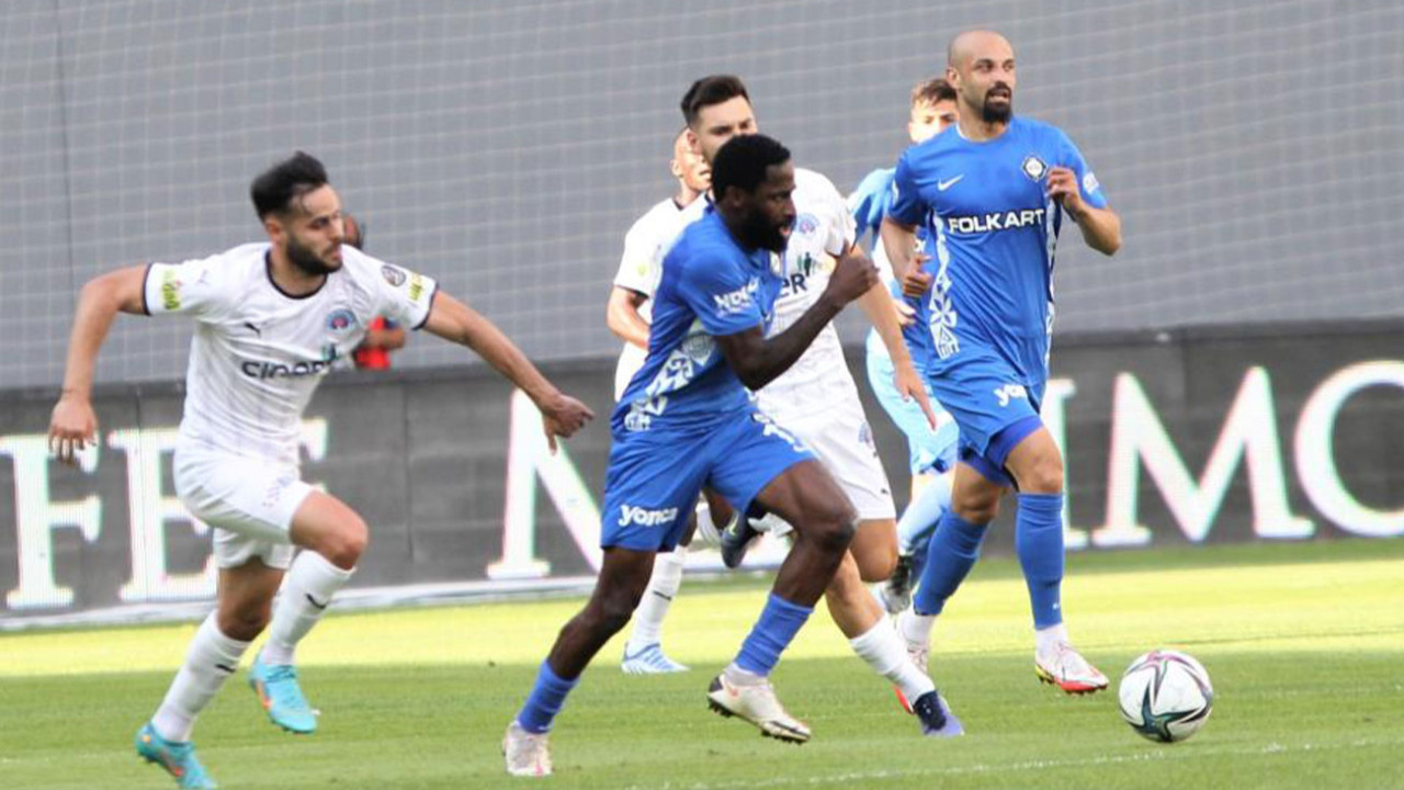 Kasımpaşa Süper Lig'e veda eden İzmir ekibi Altay'ı 4 golle geçti