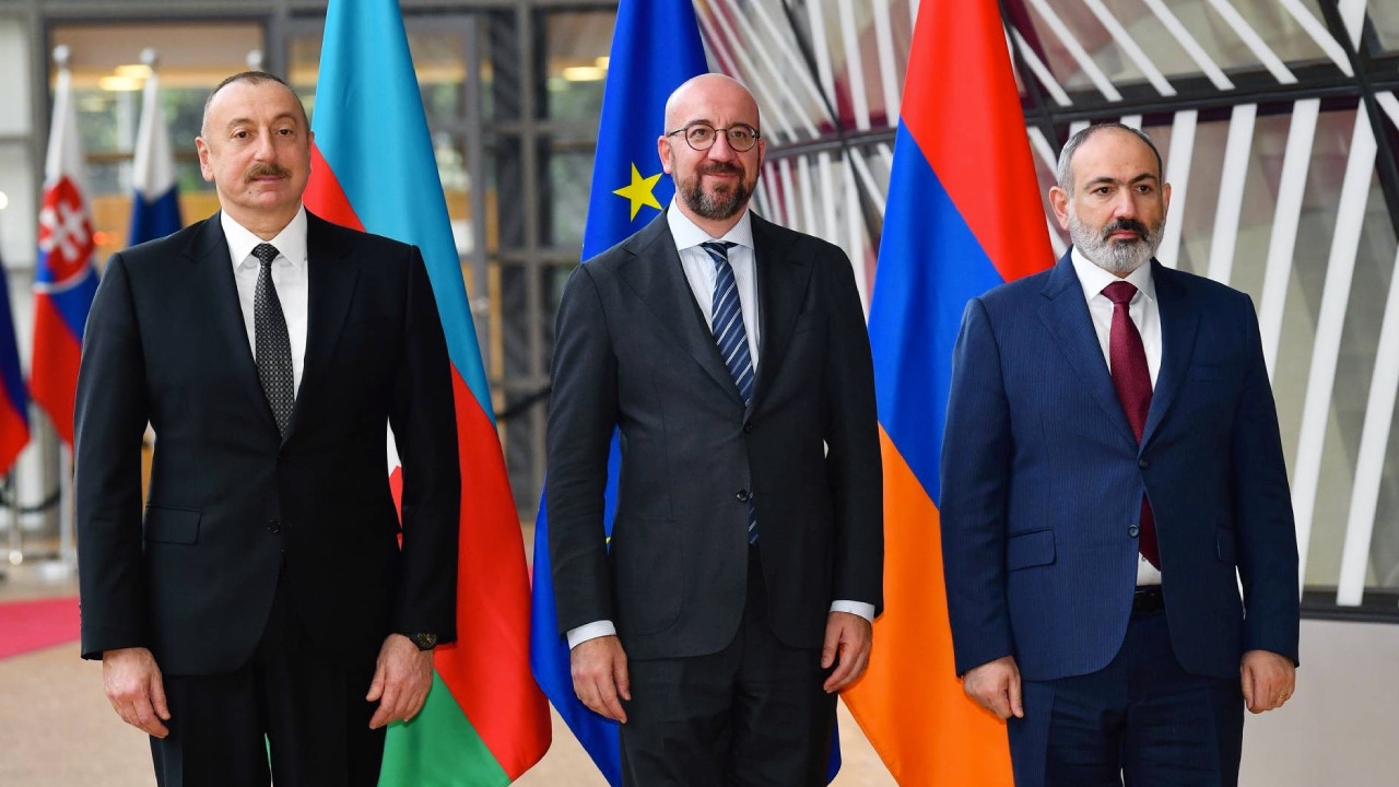 Azerbaycan, Ermenistan ve AB'nin Brüksel'deki görüşmesi başladı