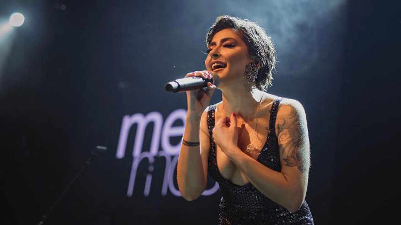 Melek Mosso'nun Isparta'da vereceği konser iptal edildi