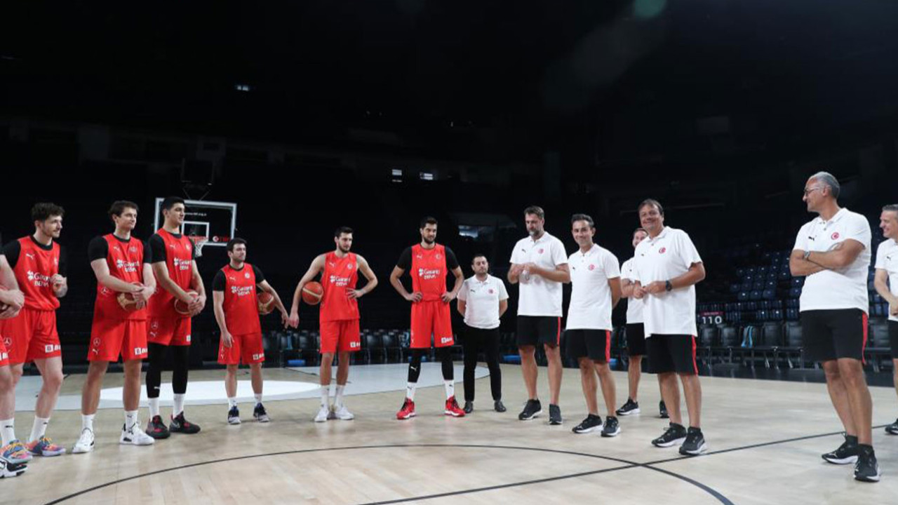 A Milli Erkek Basketbol Takımı, Büyük Britanya ile yapacağı maçın hazırlıklarına başladı