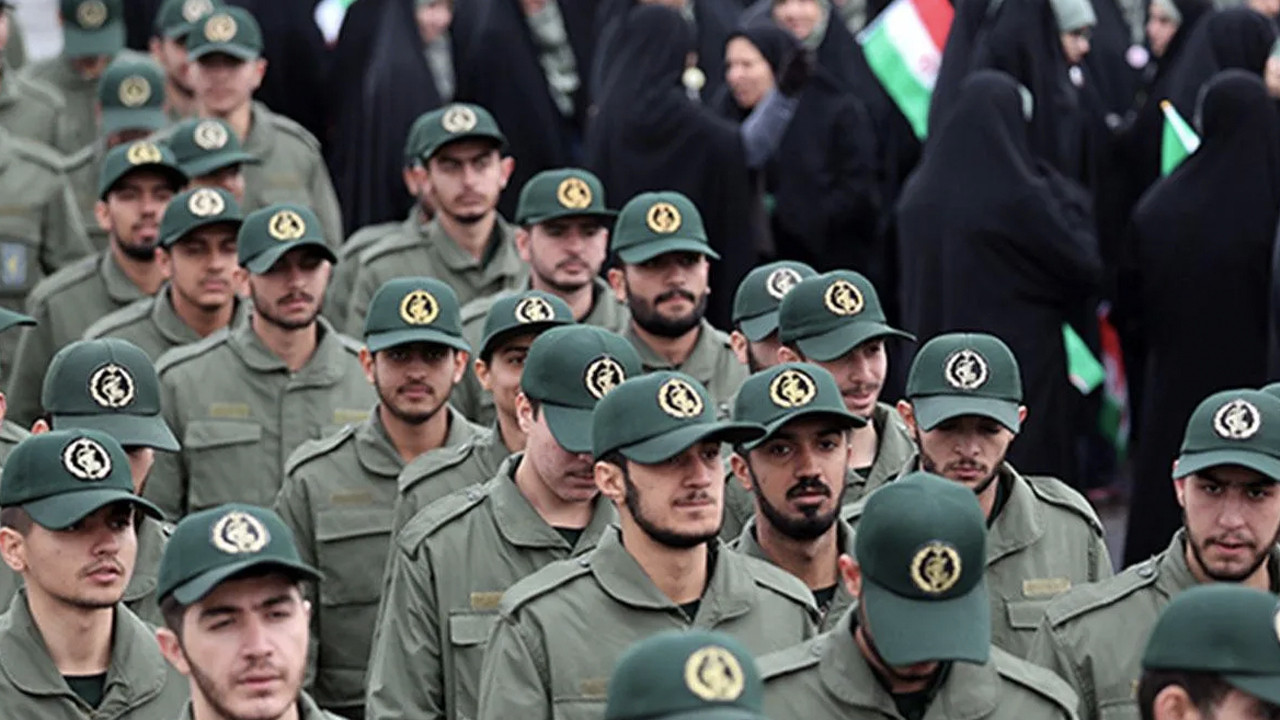 İran yönetiminden flaş karar: Devrim Muhafızları'nın istihbarat başkanı değişti