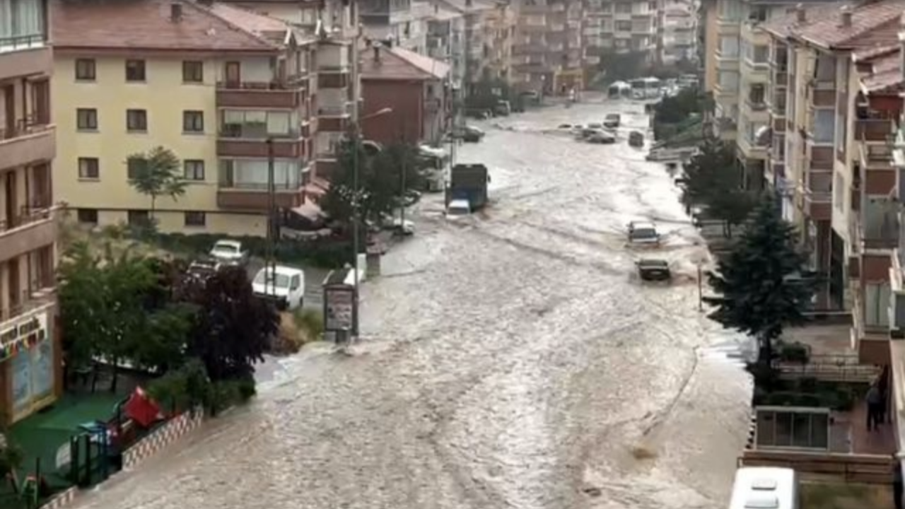 Ankara valiliği yeniden uyardı: Şiddetli yağış bekleniyor