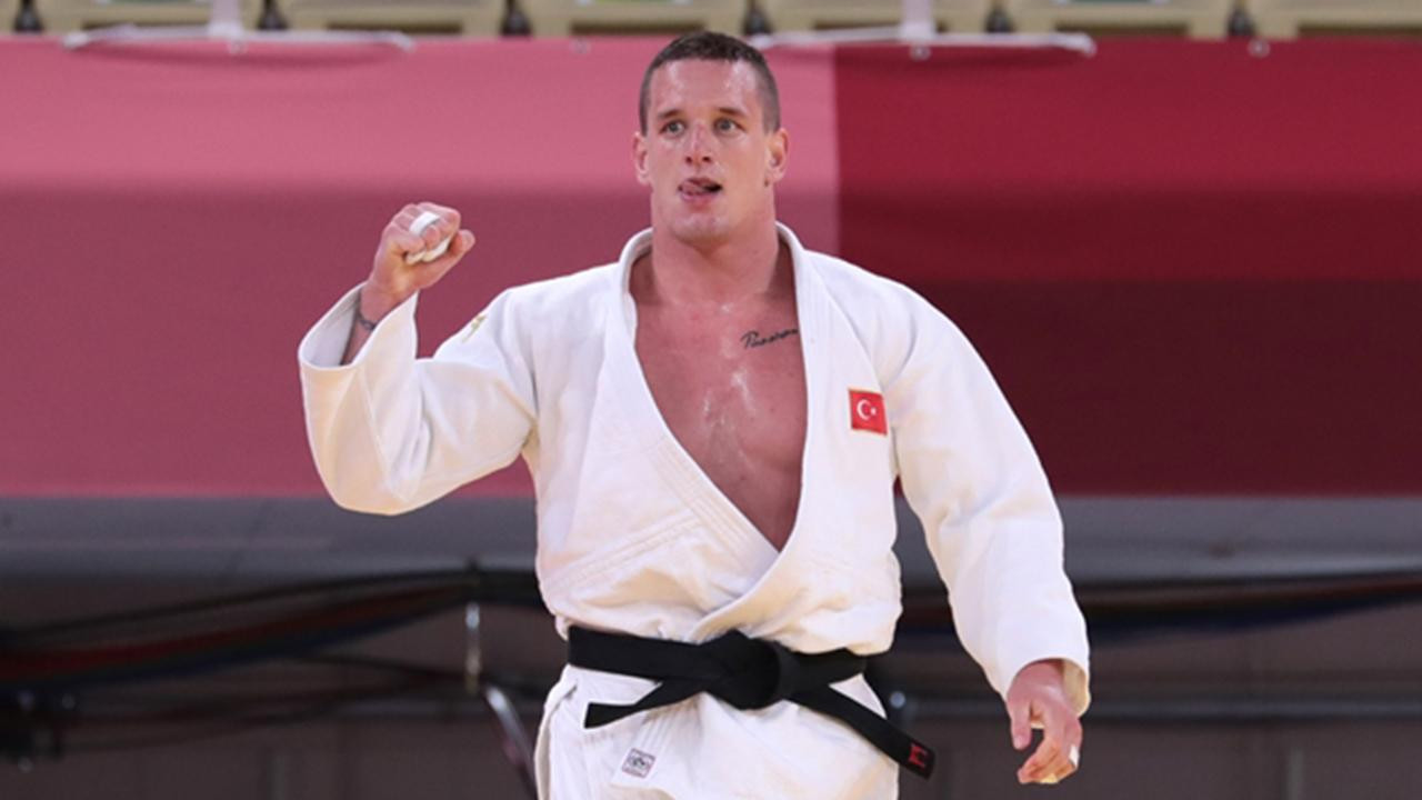 Milli judocu Mihael Zgank, Akdeniz Oyunları'nda 90 kiloda altın madalya kazandı.