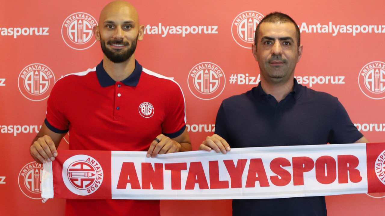 Antalyasporlu savunma oyuncusu Ömer Toprak: Kendimi yeniden ispatlamak istiyorum